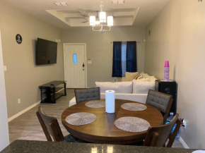 Cozy Getaway with King Bed near UTRGV